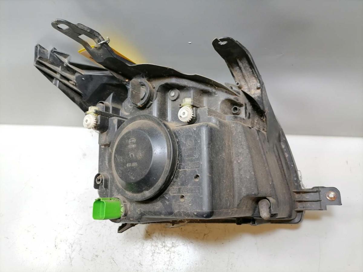 Ford Fusion original Scheinwerfer vorn links Halogen Bj.2004